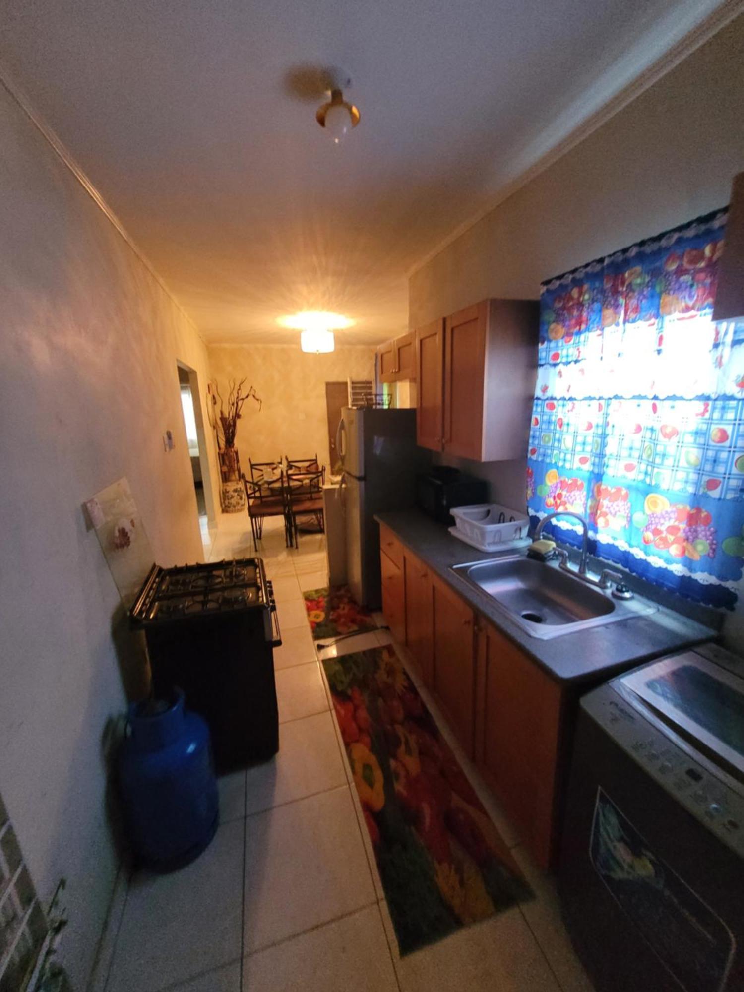 #1 Jacaranda Vacation Home Spanish Town Dış mekan fotoğraf